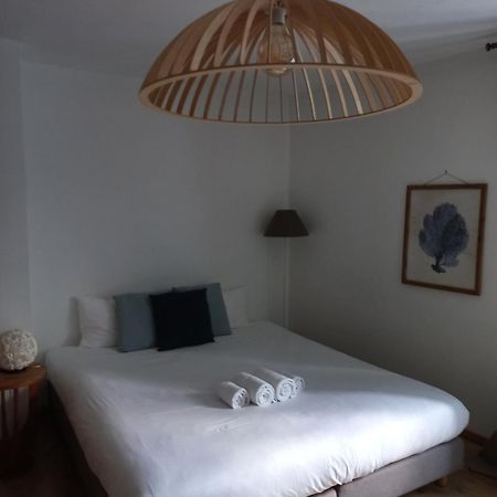 Bed and Breakfast Le Poisson Ivre Динан Экстерьер фото
