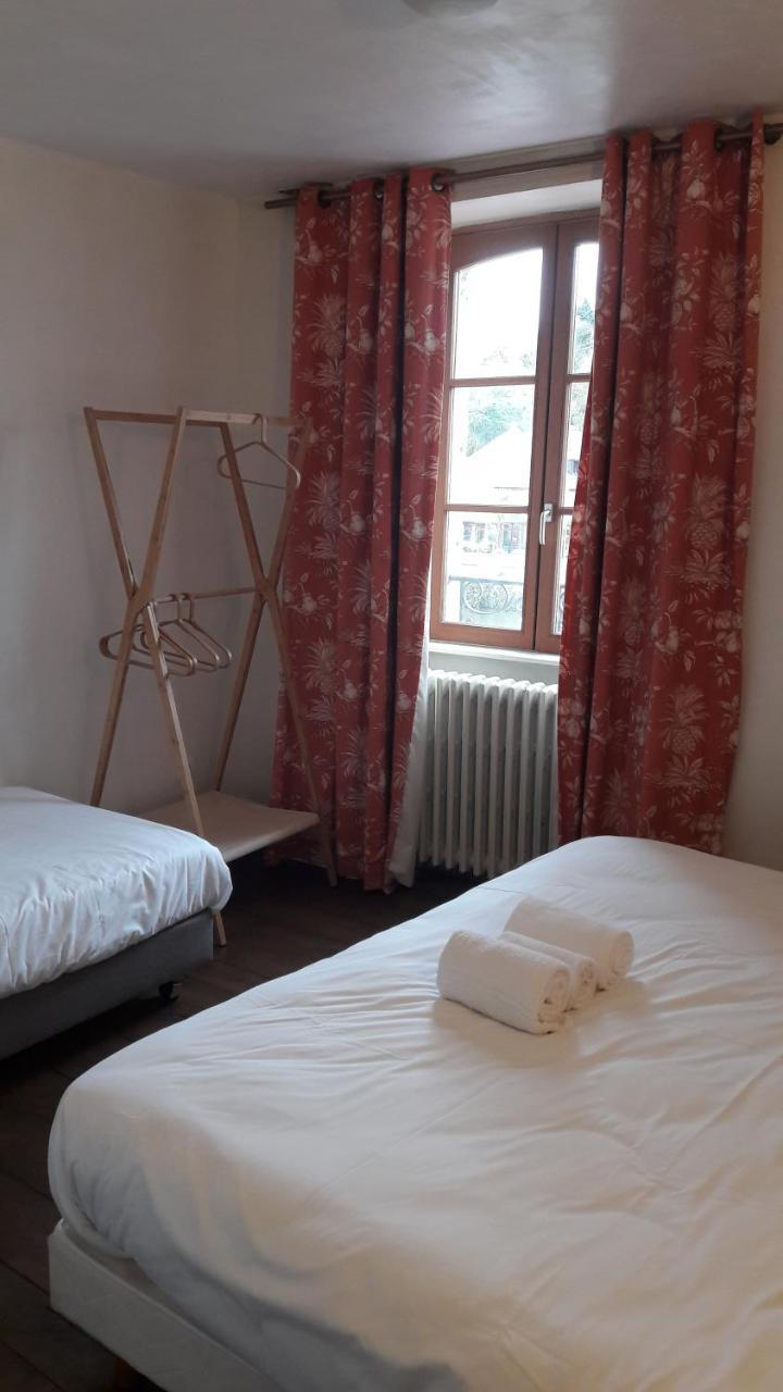 Bed and Breakfast Le Poisson Ivre Динан Экстерьер фото
