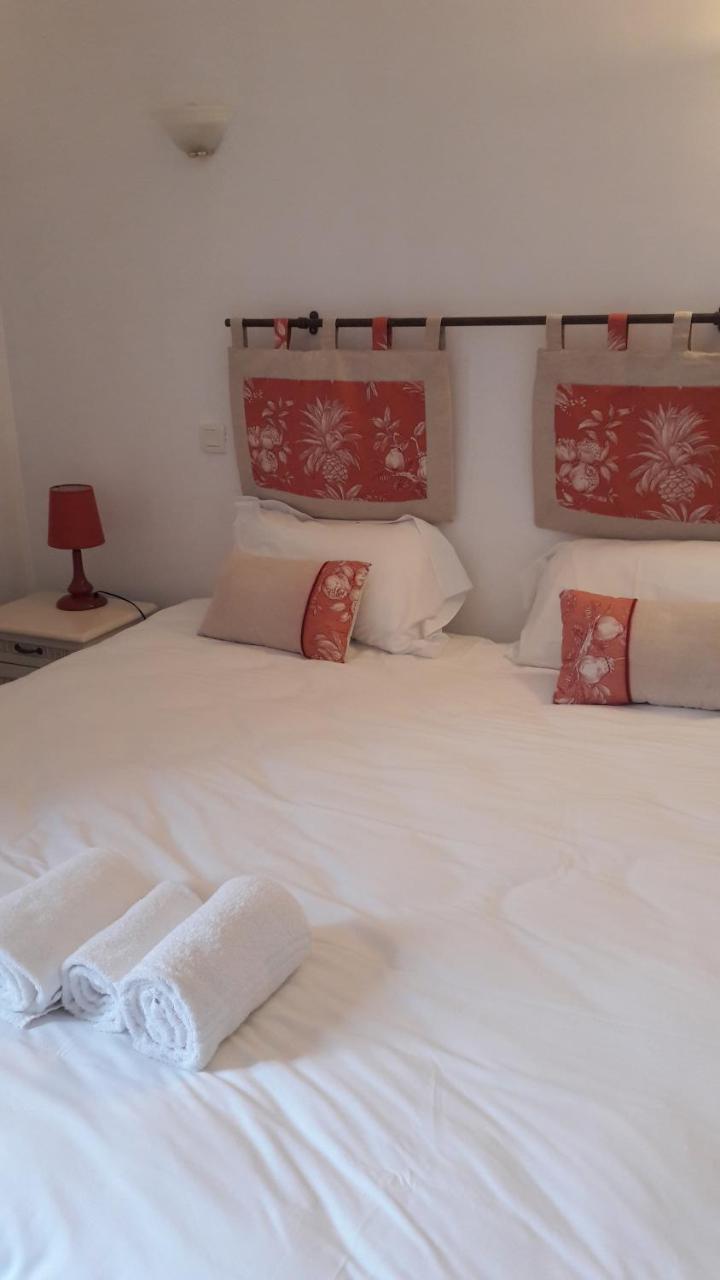 Bed and Breakfast Le Poisson Ivre Динан Экстерьер фото